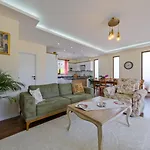 Aleyna Villa